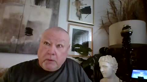 Snapshot of denboisvin2043 chatting on February 14, 12:03 pm denboisvin2043 online show from February 14, 12:03 pm