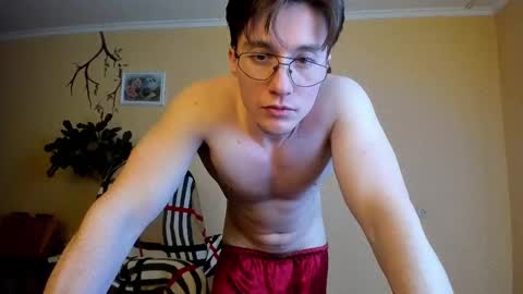 Snapshot of deni_boy99 chatting on February 21, 8:27 pm Deni online show from February 21, 8:27 pm