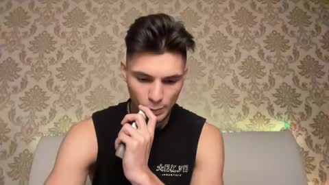 Snapshot of denlover chatting on February 12, 3:27 pm Den online show from February 12, 3:27 pm