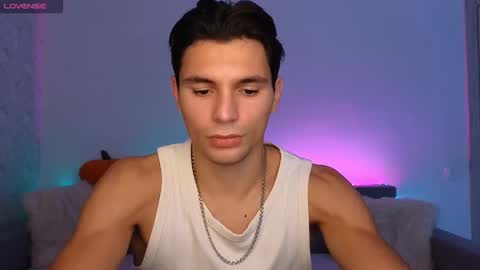 Snapshot of denlover chatting on October 26, 7:54 am Den online show from October 26, 7:54 am