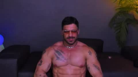 dennis_cox_ online show from November 21, 12:15 pm