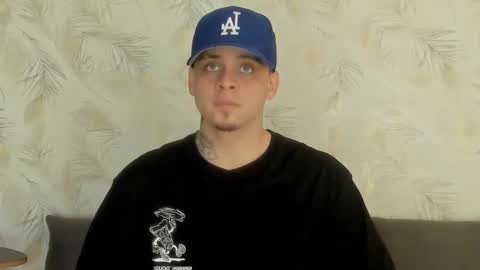 Snapshot of dennis_munera chatting on January 23, 12:09 pm dennis munera online show from January 23, 12:09 pm