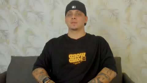 Snapshot of dennis_munera chatting on December 11, 12:05 pm dennis munera online show from December 11, 12:05 pm