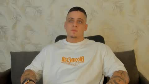 Snapshot of dennis_munera chatting on December 5, 10:55 am dennis munera online show from December 5, 10:55 am