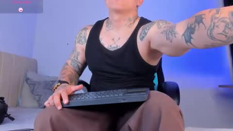 Snapshot of dennis_munera chatting on October 23, 10:08 am dennis munera online show from October 23, 10:08 am