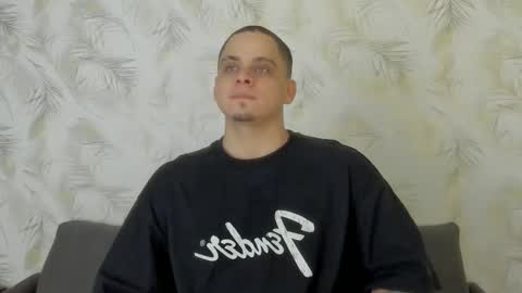Snapshot of dennis_munera chatting on January 10, 10:28 am dennis munera online show from January 10, 10:28 am