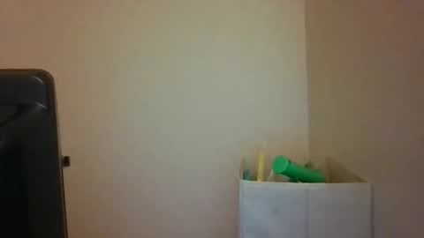 Snapshot of denzel_king3 chatting on October 13, 4:02 pm Denzel King3 online show from October 13, 4:02 pm