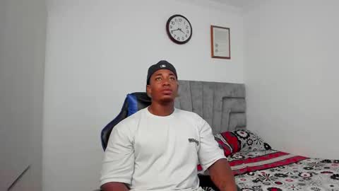 deon jhonson online show from December 2, 8:42 pm
