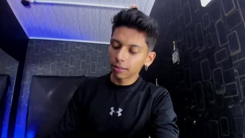 Dereck online show from May 15, 6:38 pm