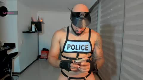 dereckgreen online show from May 3, 1:52 am