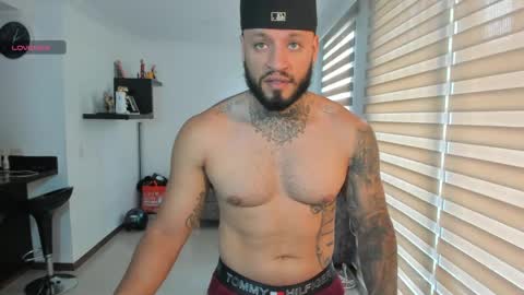 dereckgreen online show from April 24, 7:05 pm