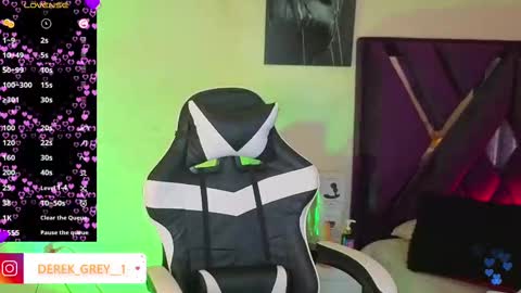 Snapshot of derek_greyy_ chatting on September 24, 4:16 pm derek grey online show from September 24, 4:16 pm