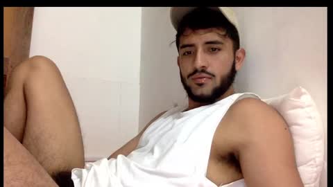 Snapshot of derek_smiith chatting on February 26, 6:53 pm Derek smiith online show from February 26, 6:53 pm