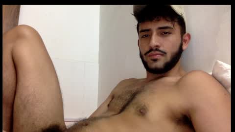 Snapshot of derek_smiith chatting on February 27, 5:34 am Derek smiith online show from February 27, 5:34 am