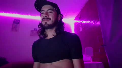 Derek  smit online show from July 24, 4:31 am