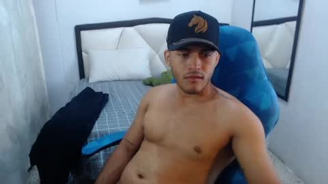 D E R E K online show from April 19, 6:10 pm