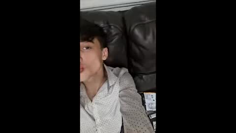 derekato online show from March 23, 12:27 am