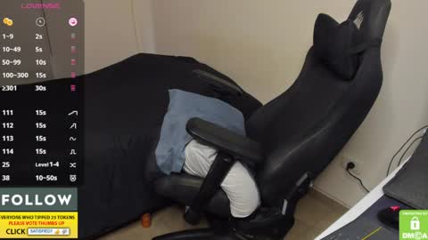 Derekcb online show from April 13, 2:40 pm