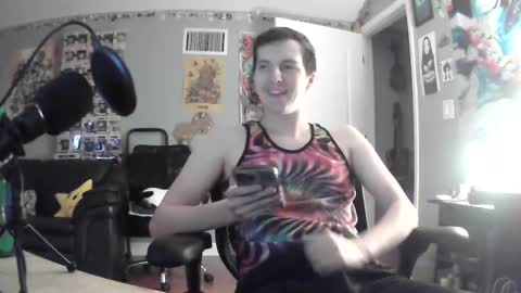 Snapshot of derekdings chatting on December 19, 10:42 pm derekdings online show from December 19, 10:42 pm