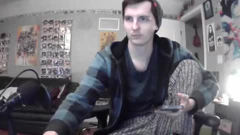 Snapshot of derekdings chatting on January 9, 12:09 pm derekdings online show from January 9, 12:09 pm