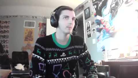 Snapshot of derekdings chatting on December 5, 8:56 pm derekdings online show from December 5, 8:56 pm