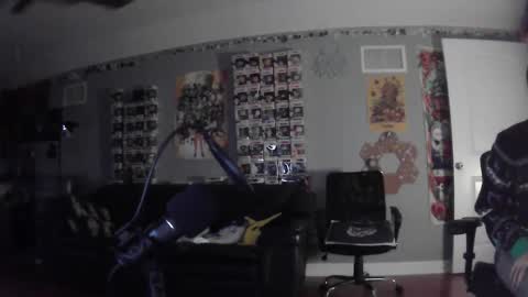 Snapshot of derekdings chatting on January 13, 1:39 pm derekdings online show from January 13, 1:39 pm