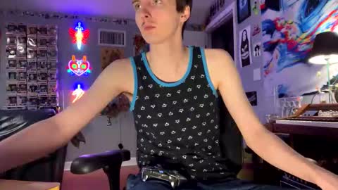 Snapshot of derekdings chatting on November 1, 10:14 pm derekdings online show from November 1, 10:14 pm