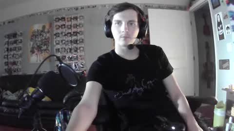 Snapshot of derekdings chatting on January 16, 7:20 pm derekdings online show from January 16, 7:20 pm