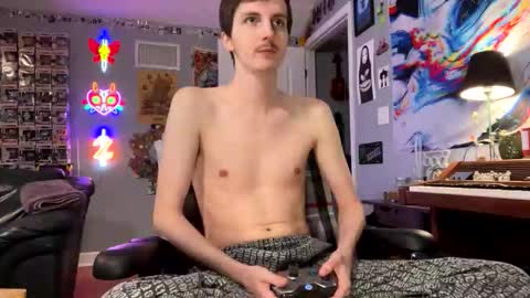 Snapshot of derekdings chatting on October 23, 3:26 pm derekdings online show from October 23, 3:26 pm