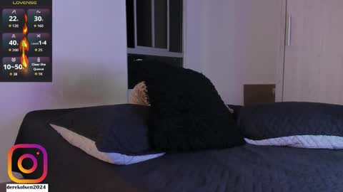 Derek  IG Derekolsen2024 online show from November 16, 2:14 am