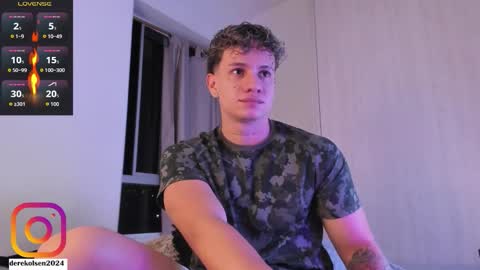 Snapshot of derekolsen_ chatting on September 12, 4:01 am Derek IG Derekolsen2024 online show from September 12, 4:01 am