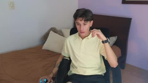 Derek online show from May 13, 9:23 pm