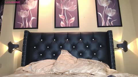 DEREN online show from February 4, 5:57 am