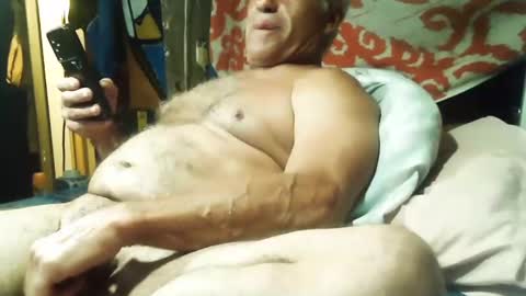 Snapshot of derick1961 chatting on September 21, 7:41 am derick1961 online show from September 21, 7:41 am
