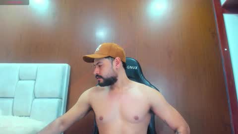 DerryBigger CM online show from March 15, 7:09 pm