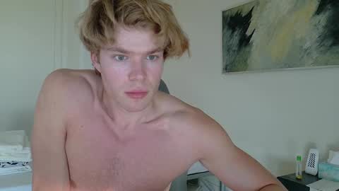 Snapshot of desaad_98 chatting on March 3, 3:46 pm desaad_98 online show from March 3, 3:46 pm