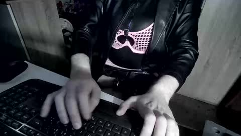 devbi1984 online show from February 3, 7:51 am