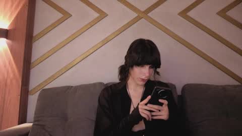 Snapshot of devils_cry_ chatting on September 13, 3:40 am Alex online show from September 13, 3:40 am