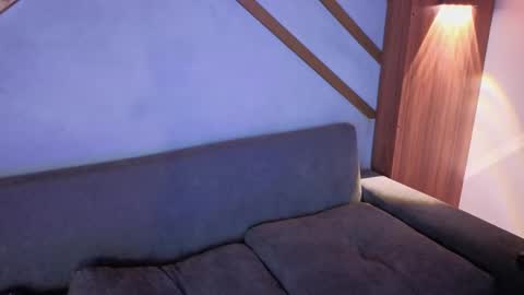 Snapshot of devils_cry_ chatting on September 17, 4:24 am Alex online show from September 17, 4:24 am