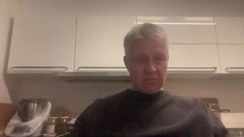 Devon online show from May 4, 12:45 am