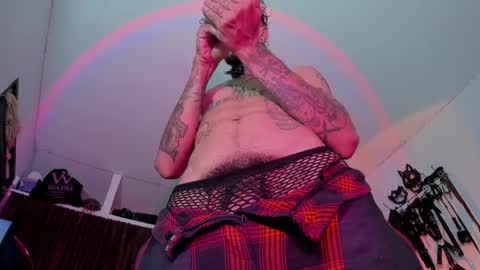 dex_ak586 online show from April 7, 8:31 pm