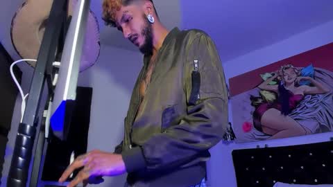 Snapshot of dex_ak586 chatting on October 18, 1:54 am dex_ak586 online show from October 18, 1:54 am