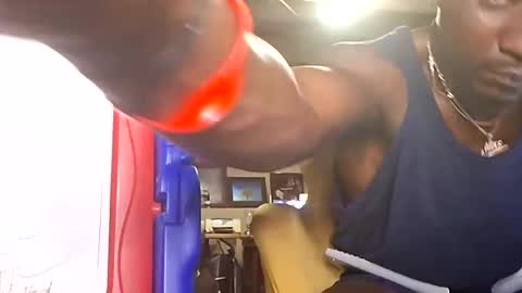 Snapshot of dhbbc454336 chatting on September 25, 7:29 am Marcus D-von Steel online show from September 25, 7:29 am