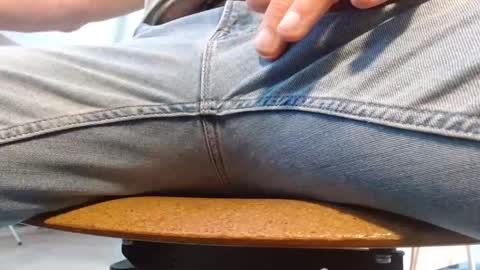 Robbert online show from April 7, 8:58 am