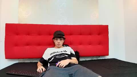 Snapshot of dia_fax18 chatting on September 12, 12:16 pm online show from September 12, 12:16 pm