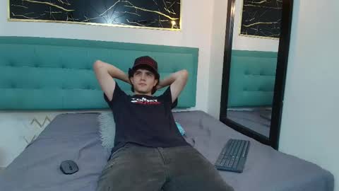   online show from October 20, 8:02 pm