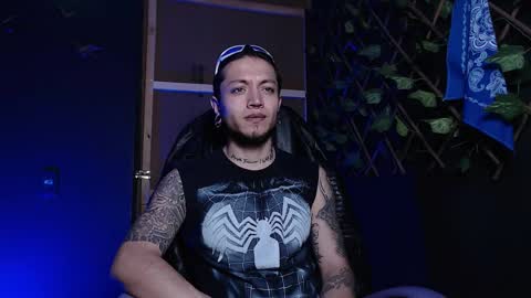 DICAPRIO online show from December 17, 1:02 am