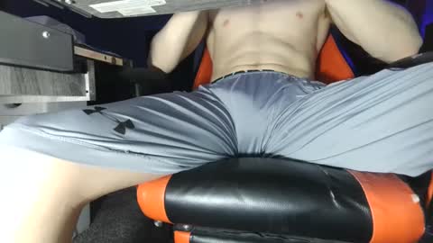 Snapshot of dick_and_muscle chatting on February 16, 2:00 am Dick And Muscle online show from February 16, 2:00 am