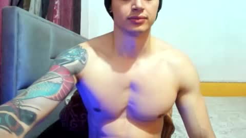 jhon online show from November 5, 4:31 pm