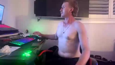 dickeddownunder online show from October 5, 8:35 pm